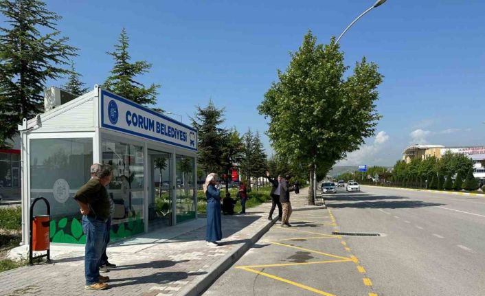 Belediye klimalı otobüs duraklarını kendisi üretecek