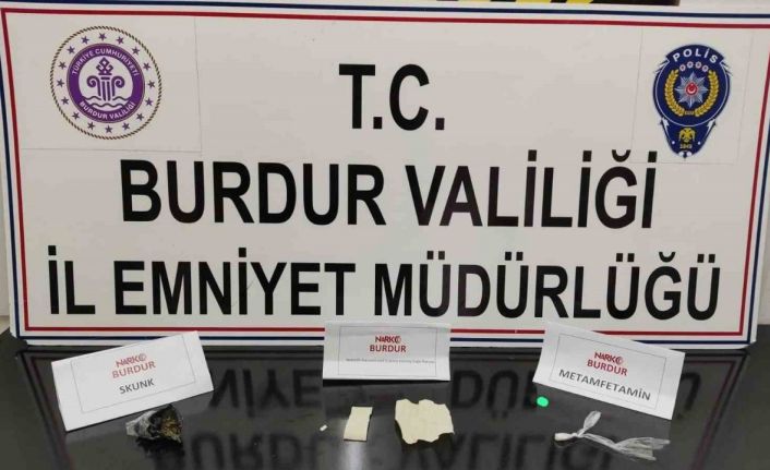 Burdur’da düzenlenen uyuşturucu operasyonlarında 11 kişi hakkında işlem yapıldı