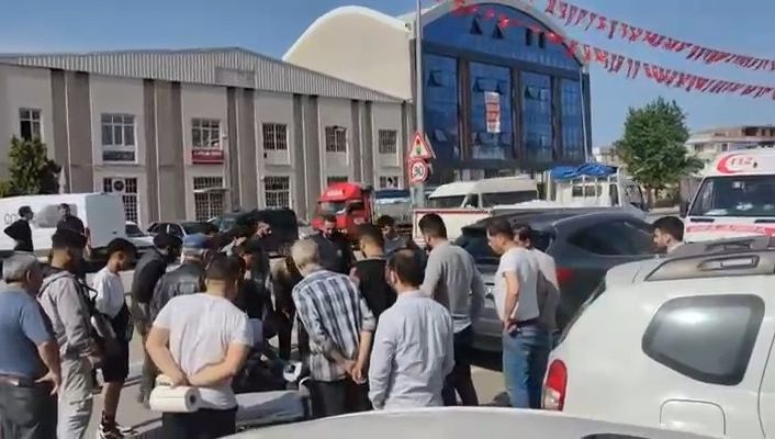 Bursa’da geri manevra yapan sürücü, arkasından gelen yaya böyle çarptı