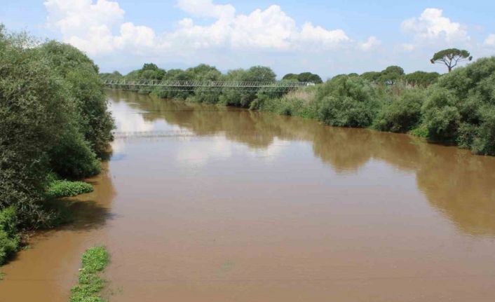 Büyük Menderes Nehri’nde sevindiren manzara, Aydın’da kuraklık tehlikesi atlatıldı