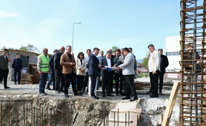 Çilimli’ye yarı olimpik yüzme havuzu