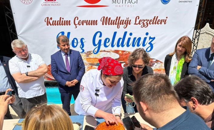 Çorum’un damak çatlatan lezzetleri görücüye çıktı