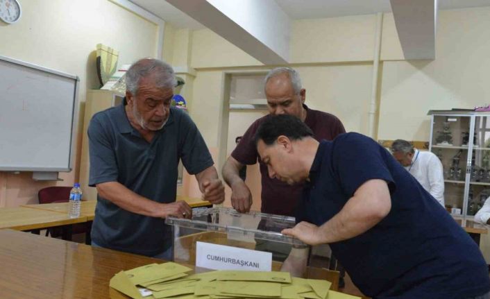 Depremin merkez üssü Kahramanmaraş’ta sandıklar açılıyor