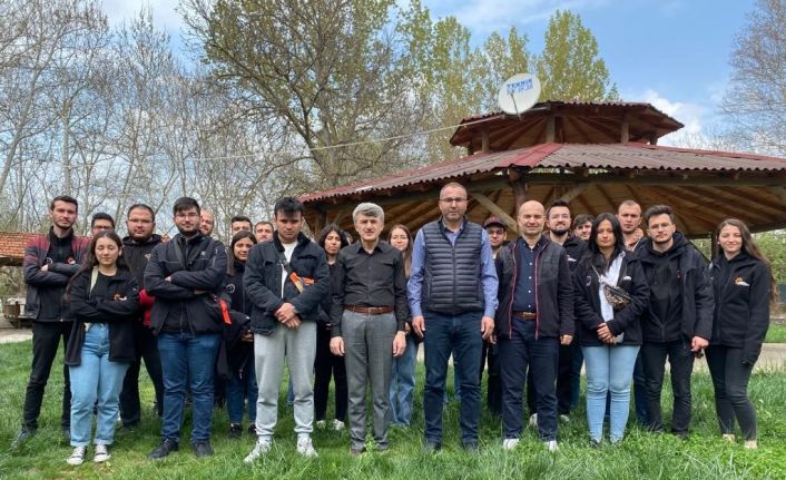 Dumlupınar Üniversitesi’nin şampiyon takımı Gediz’de ağırlandı