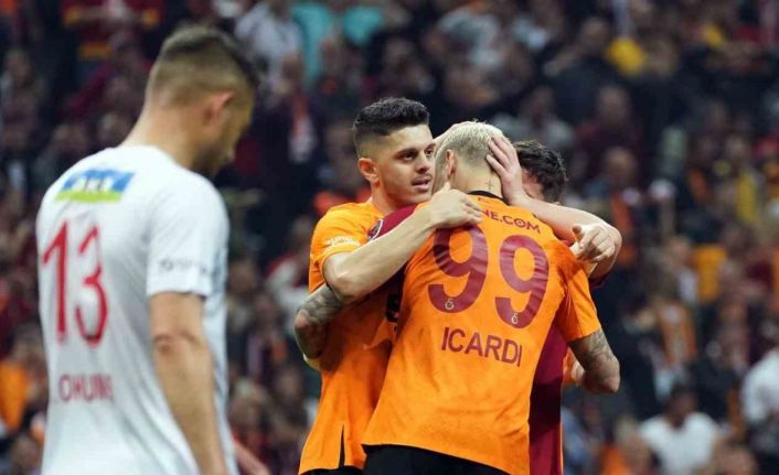 Galatasaray ligde evindeki yenilmezliğini 16 maça çıkardı