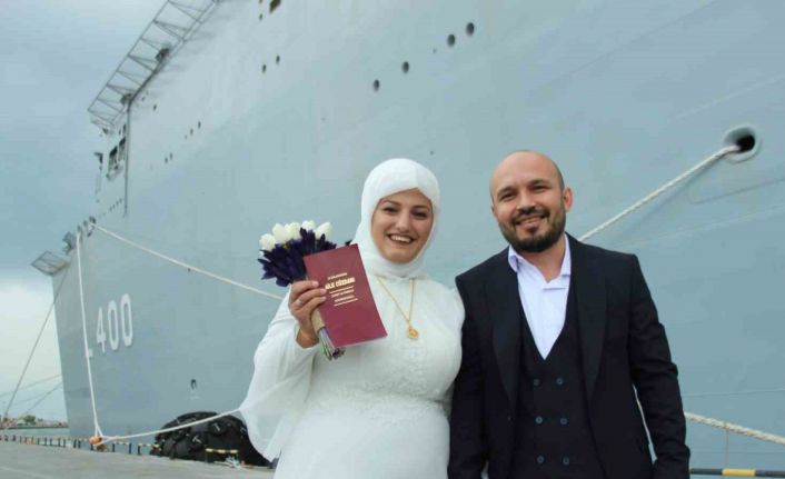 Gelin ve damat dış çekim için TCG Anadolu’yu tercih etti