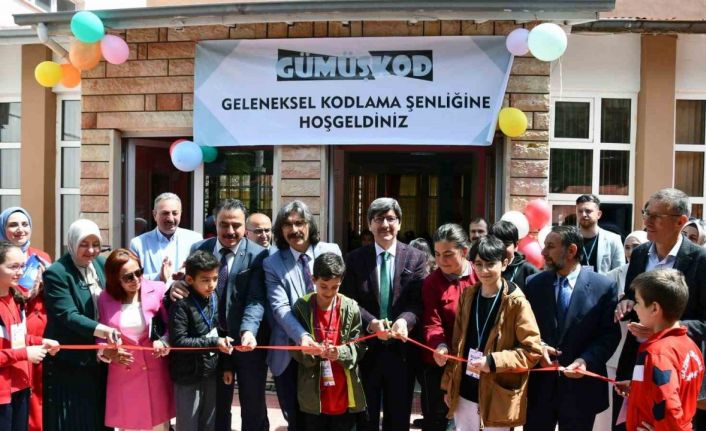 Gümüşhane’de 5. GÜMÜŞKOD Kodlama Şenliği yapıldı