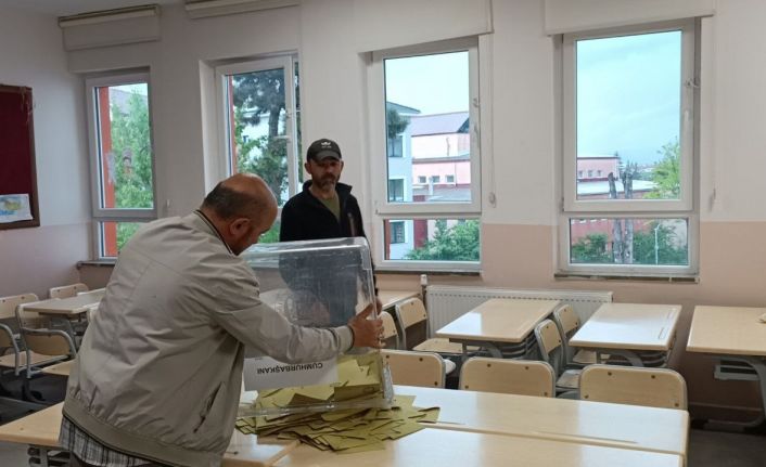 İkinci tur seçimleri bitti, Bolu’da ilk sandıklar açılmaya başlandı