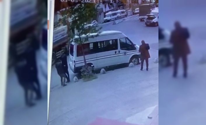 İstanbul’da hakimin omzuna tutunan adamı vurduğu anlar kamerada