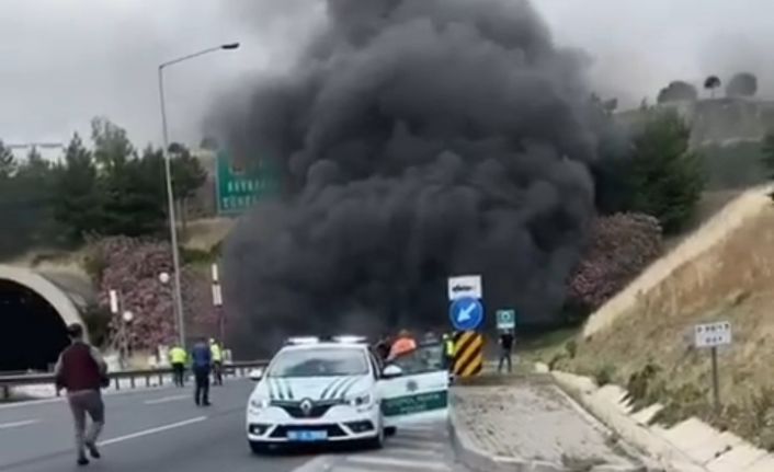 İzmir’de tünelde tır yandı, 17 kişi dumandan etkilendi