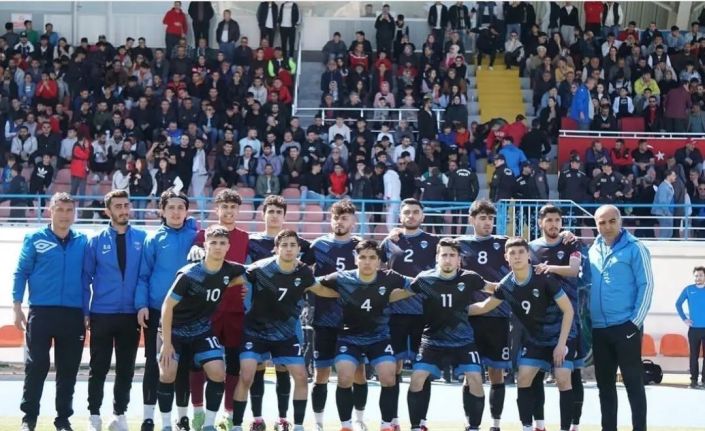 Kayseri Atletikspor son 8’e yükseldi