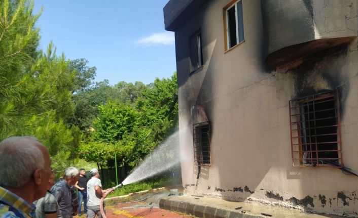 Kur’an kursunda çıkan yangın korkuttu