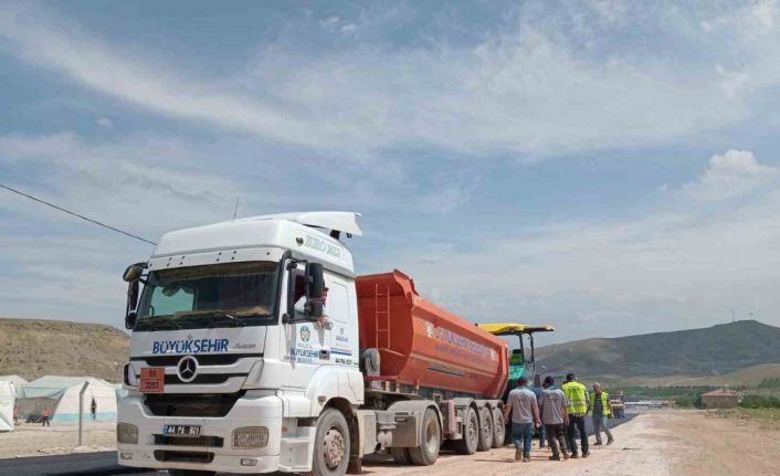 Malatya’da yol çalışmaları devam ediyor