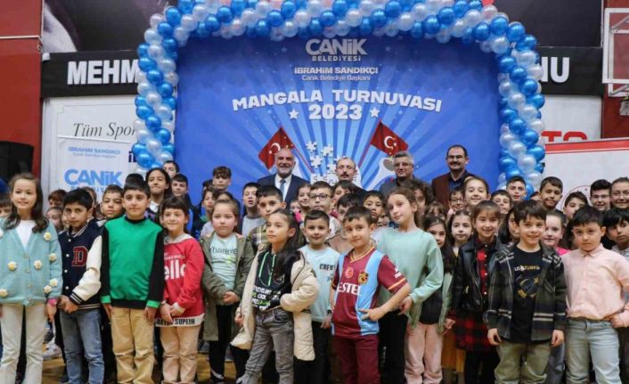 Mangala şampiyonları ödülünü Bakan Muş’tan aldı