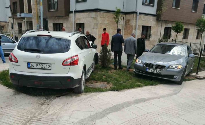 MHP Elazığ Milletvekili adayı Işıkver trafik kazasında yaralandı