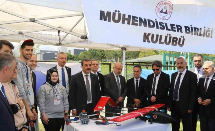 NEVÜ’lü akademisyenler üniversite adayı gençlerle buluştu