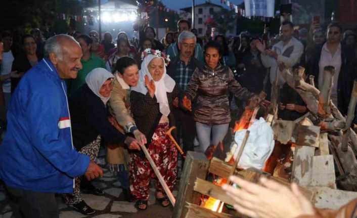 Selçuk’ta Hıdırellez coşkuyla kutlandı