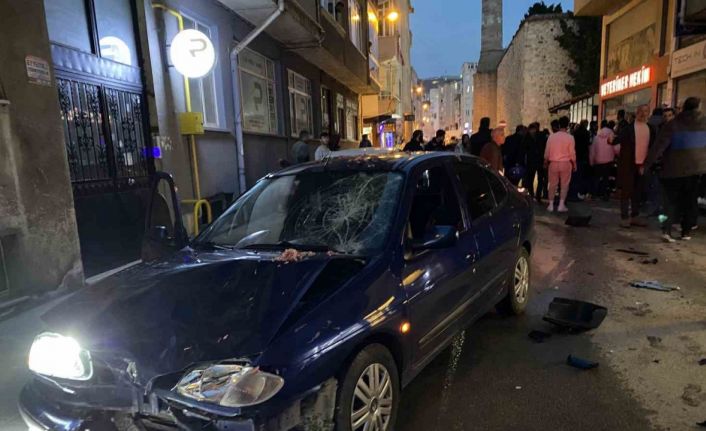 Sinop’ta alkollü sürücü motosiklete çarptı: 1 ağır yaralı