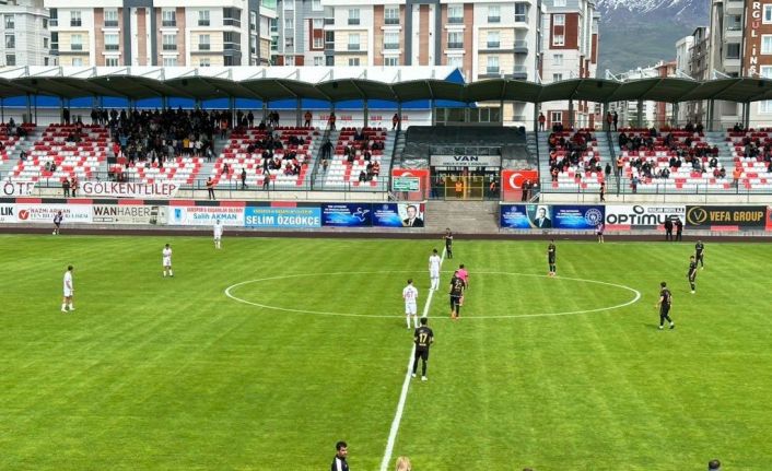 TFF 2. Lig: Vanspor FK: 8 - Balıkesirspor: 0