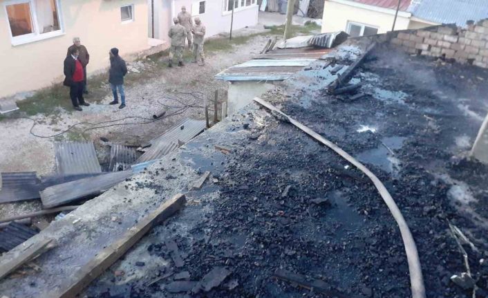 Tunceli’de korkutan yangın