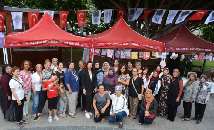 Üretici kadınların stantları yoğun ilgi gördü