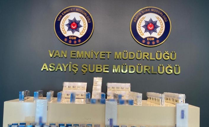 Van’da değişik suçlardan 15 kişi tutuklandı