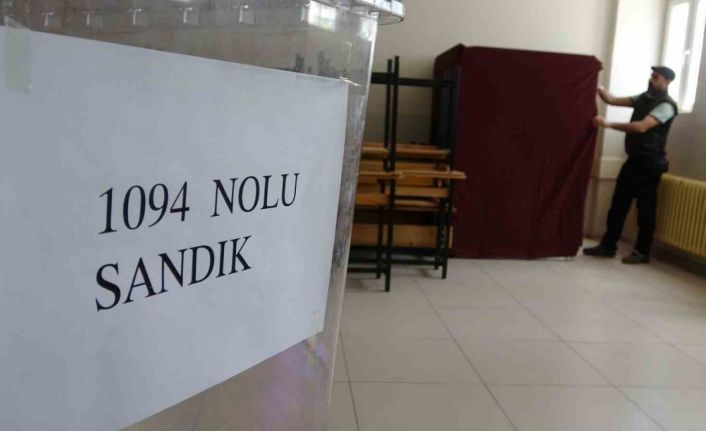 Van’da ikinci tur Cumhurbaşkanlığı seçimi için sandıklar kuruldu