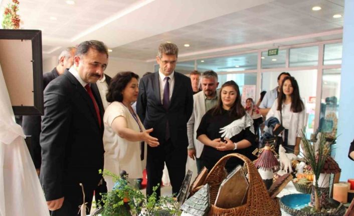 19 Mayıs’ta yıl sonu sergisi