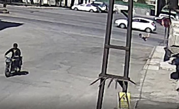 2. kattan yere çakıldı önce ağladı sonra ayağa kalktı