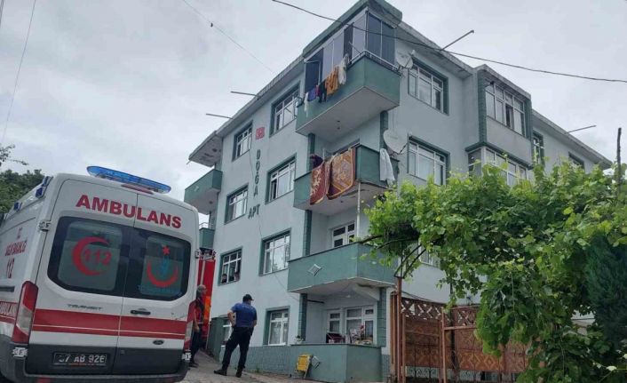 7 yaşındaki Muhammet, soğukkanlılığıyla ekipleri alarma geçirdi
