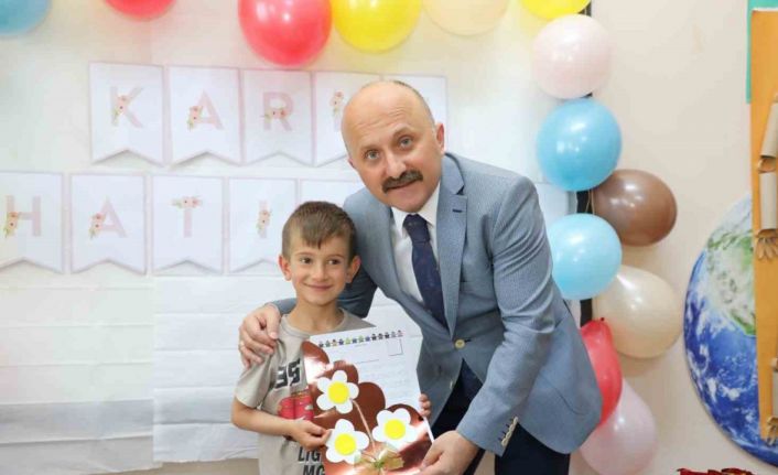 Ağrı’da 154 bin öğrenci karne aldı