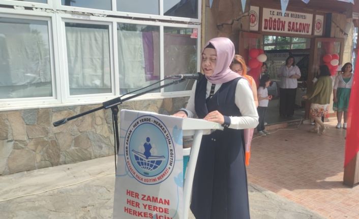 Ayvacık’ta Halk Eğitim Merkezi Yıl Sonu Sergisi  açıldı