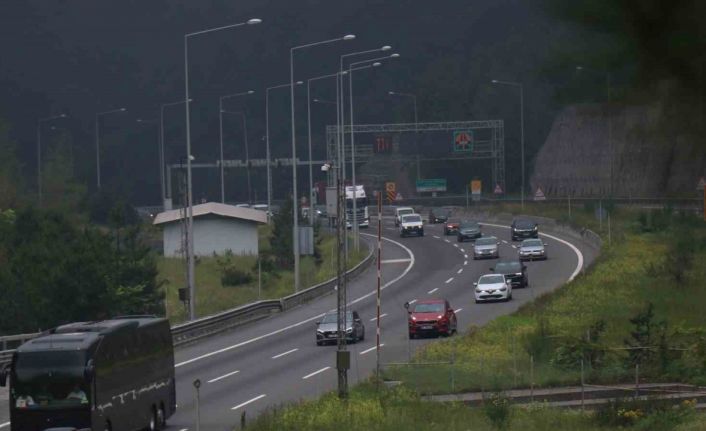 Bolu geçişinde trafik yoğunluğu azaldı