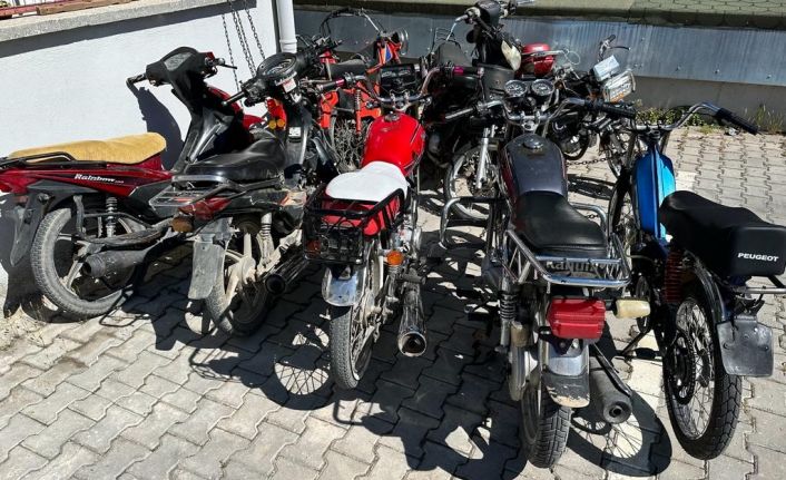 Bolvadin’de çevreye rahatsızlık veren motosikletler toplandı