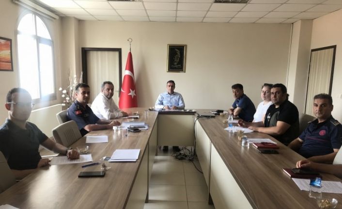 Burhaniye’de Orman Yangınları ile Mücadele Toplantısı yapıldı
