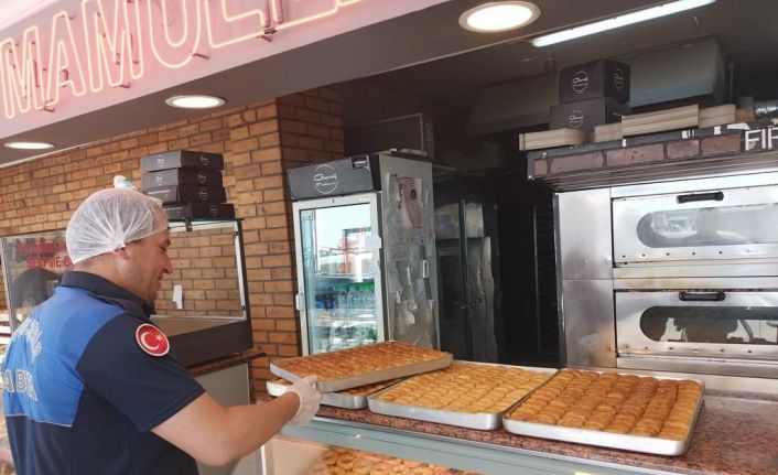 Büyükşehir zabıtadan fırın ve tatlı imalathanelerine denetim