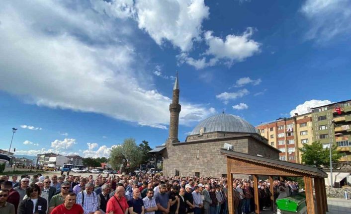 Demirceylan son yolculuğuna uğurlandı