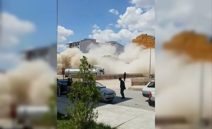 Elazığ’da 5 katlı bina korna sesi ile yıkıldı