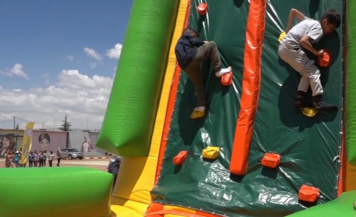 Erciş’te karne festivali düzenlendi