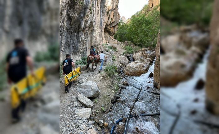 Hakkari’de nefes kesen kurtarma çalışması