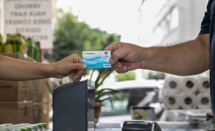 Halkkart haziran ayı tutarları bayram öncesi hesaplara yatırıldı