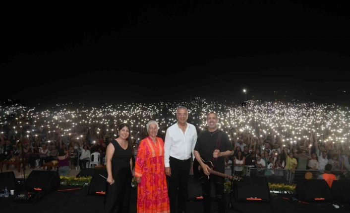 Haluk Levent, 11. Uluslararası Soli Güneş Festivalinde sahne aldı