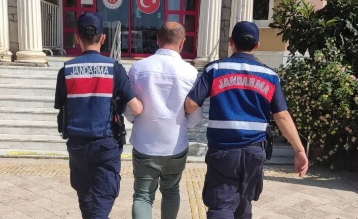 Jandarma ekipleri aranan şahıslara göz açtırmıyor