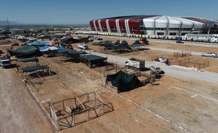 Karaman’da kurban satış ve kesim yerleri belirlendi
