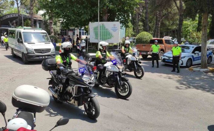 Kazadan 8 yıl sonra hayatını kaybeden polis, son yolculuğuna uğurlandı