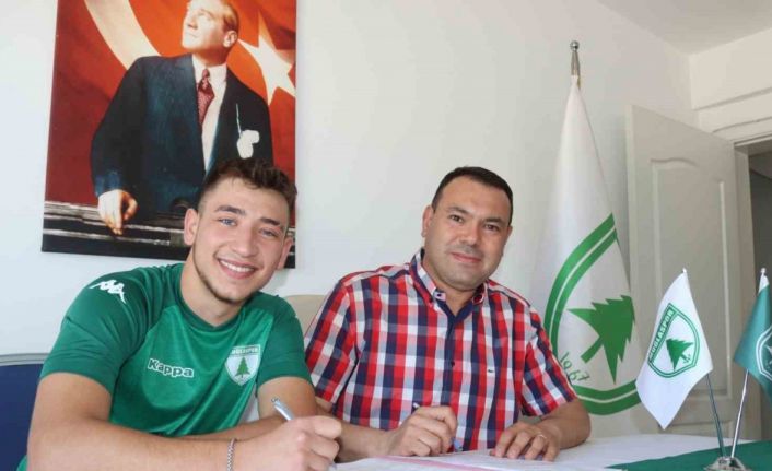 Muğlaspor 19 yaşındaki genç golcü ile yeniden anlaşmaya vardı