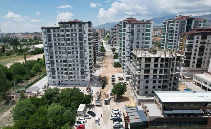 Niğde Belediyesi alt yapı çalışmalarına devam ediyor