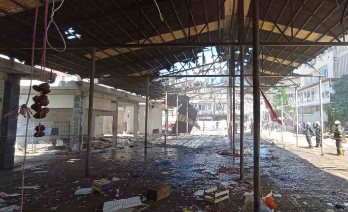Ordu’da yıkımı süren işyerinde çıkan yangın söndürüldü