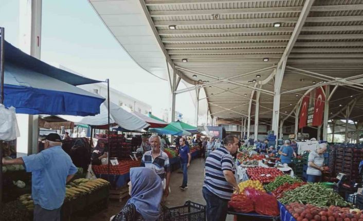 Salihli’de Çarşamba Pazarı bugün ve yarın açık kalacak