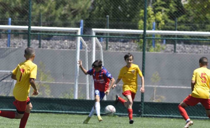 U13 Liginde şampiyon Kayserispor oldu